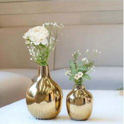 Hammered Aluminum Metal Flower Pot In Gold